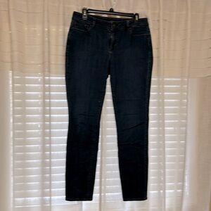 Ann Taylor The Skinny Curvy Fit jeans